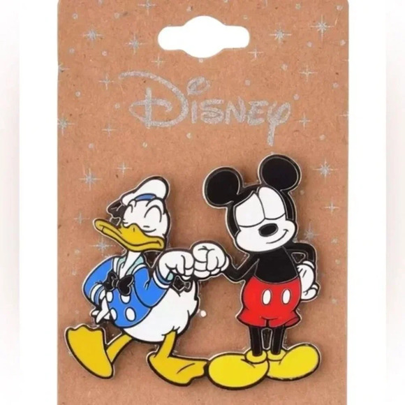 NEW! Disney Mickey and Donald Collectible Pin - Picture 1 of 2
